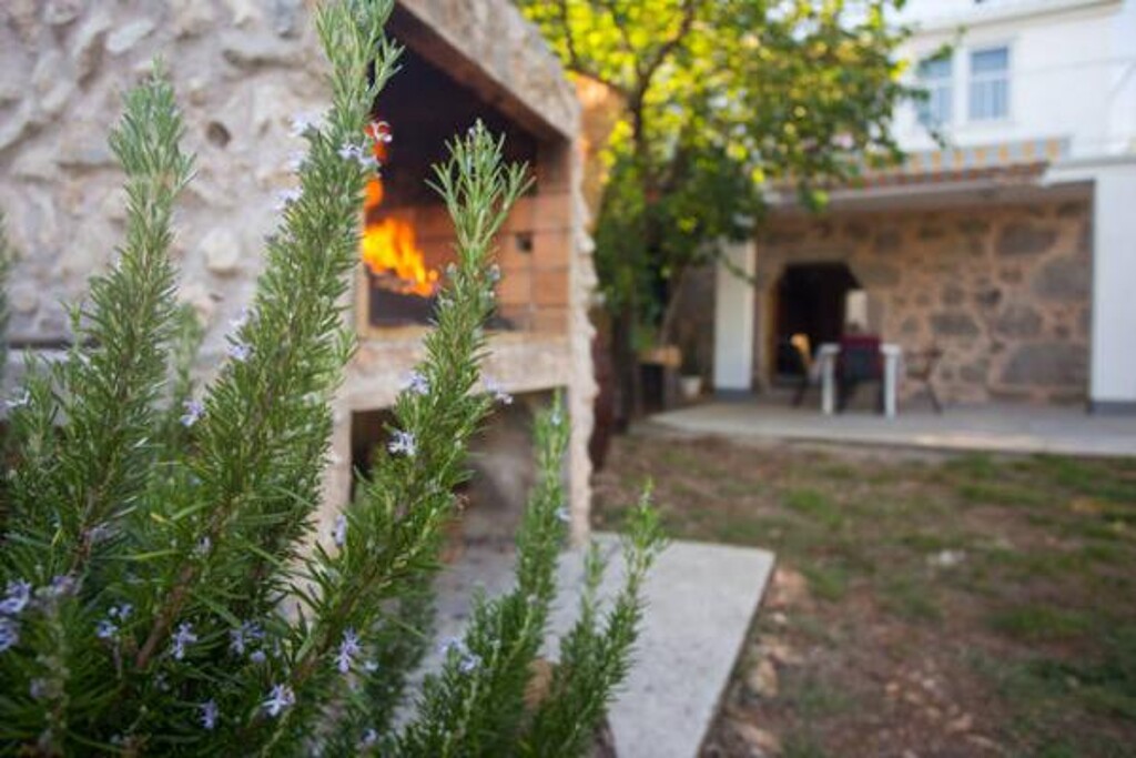 Image 3812949 - 16