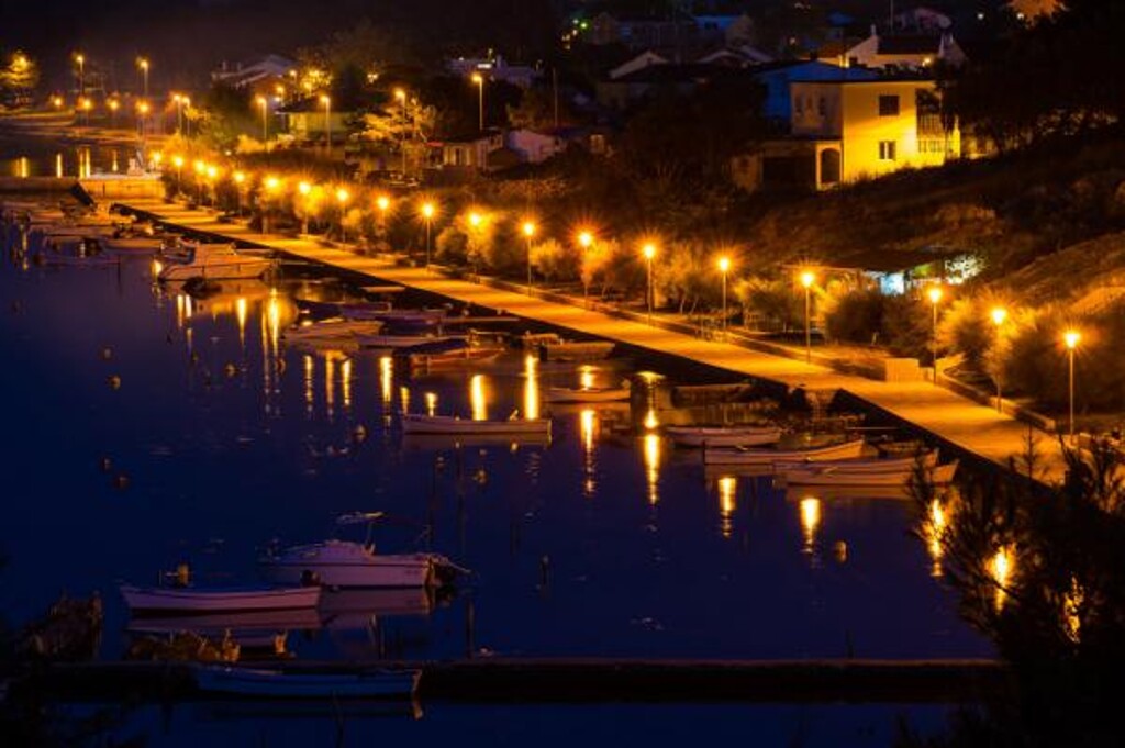 Image 3815053 - 12