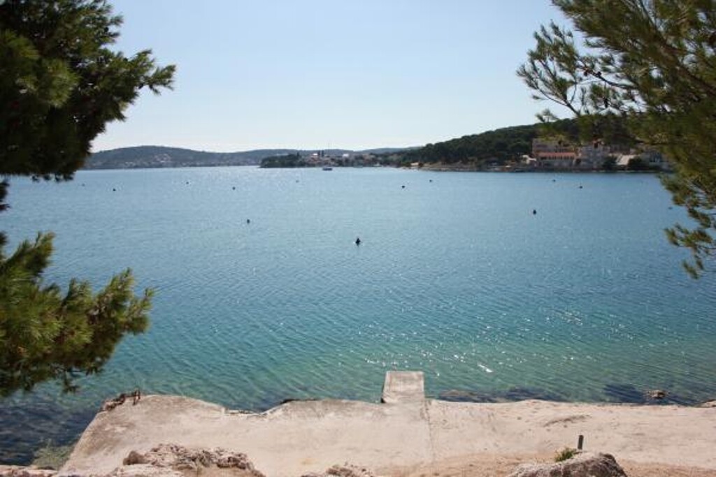 Image 3838740 - 14