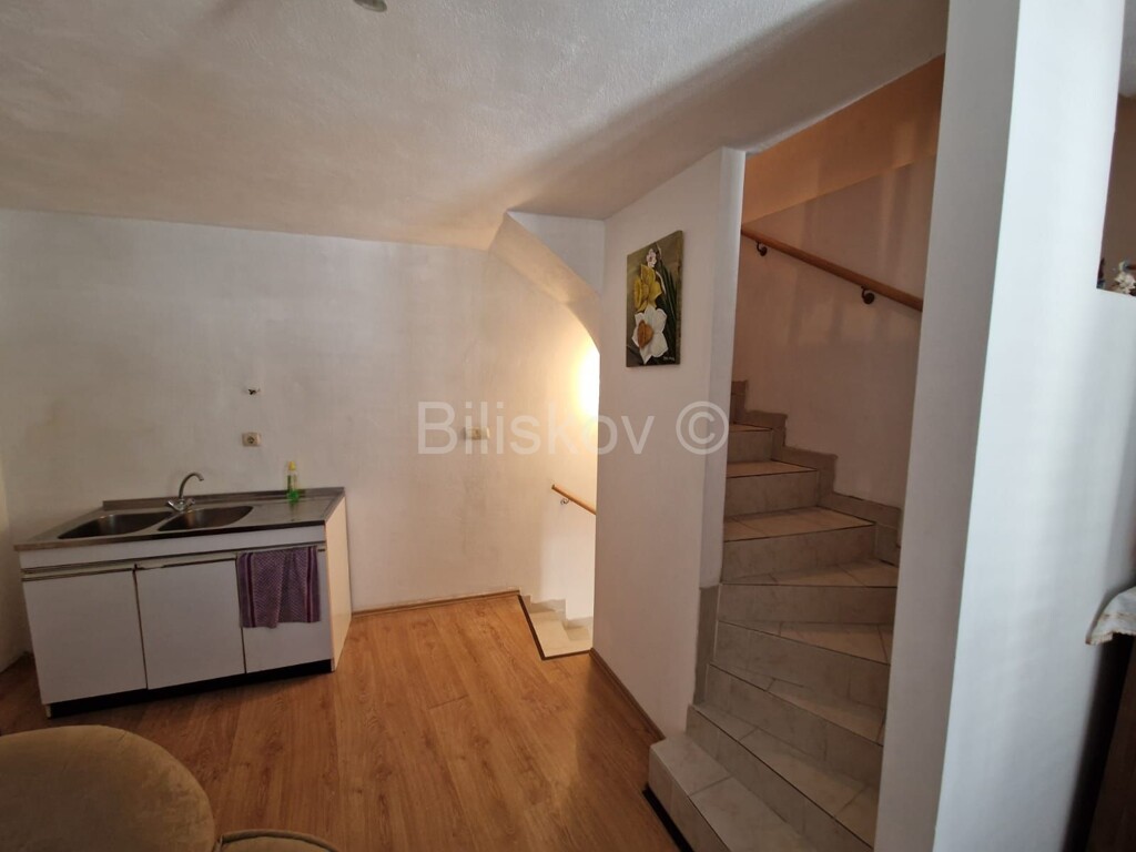 Image 6137536 - 5