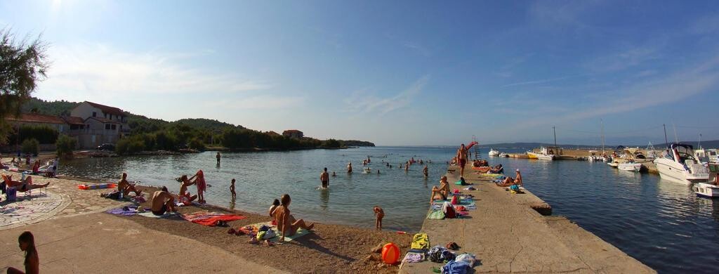 Image 3832237 - 16