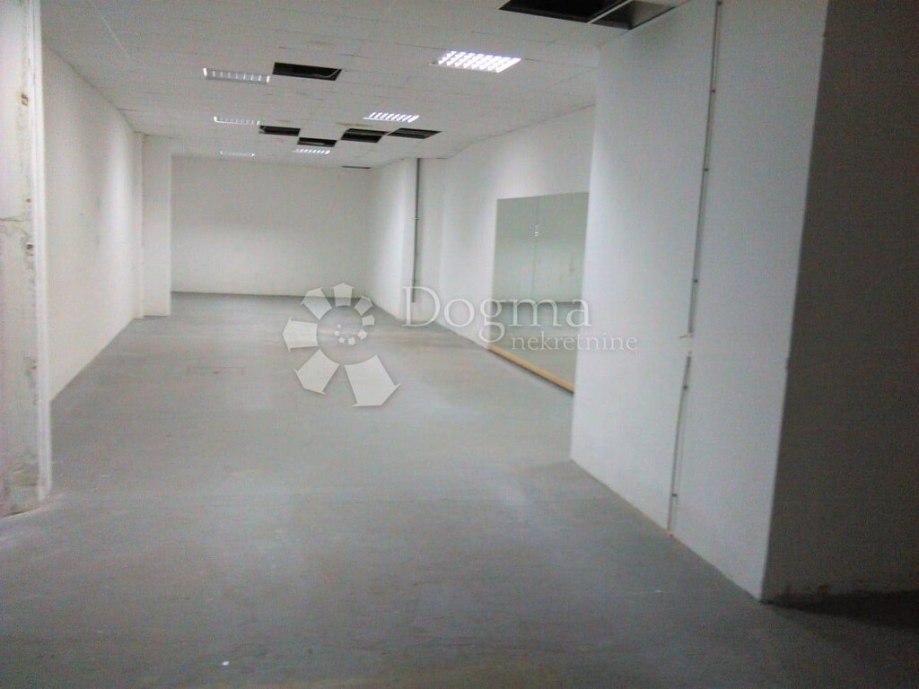 Image 5745615 - 1