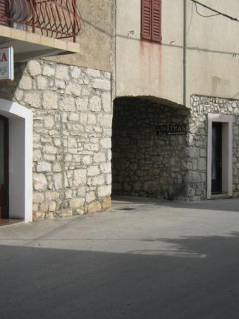 Image 3812193 - 4