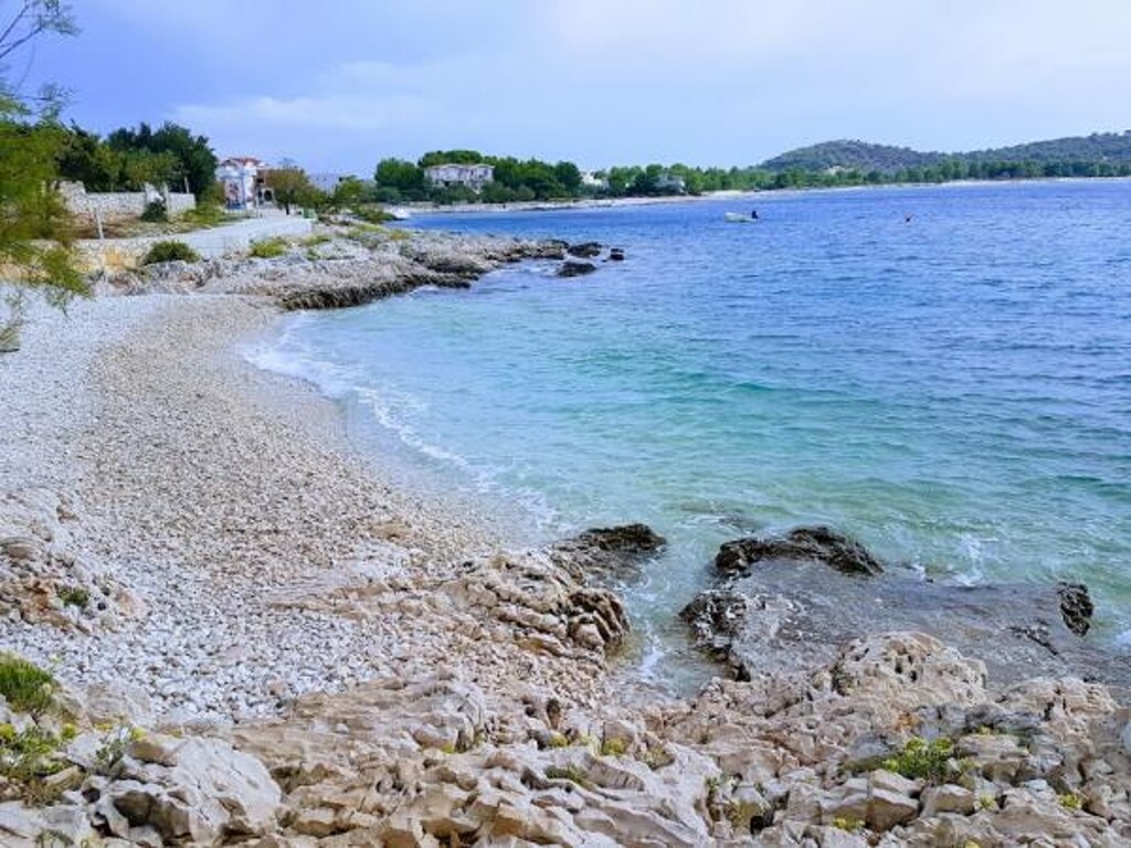 Image 3838743 - 20