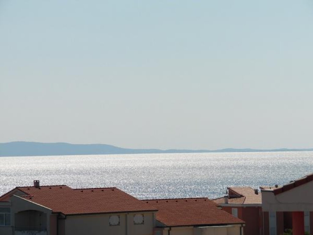 Image 3838529 - 7