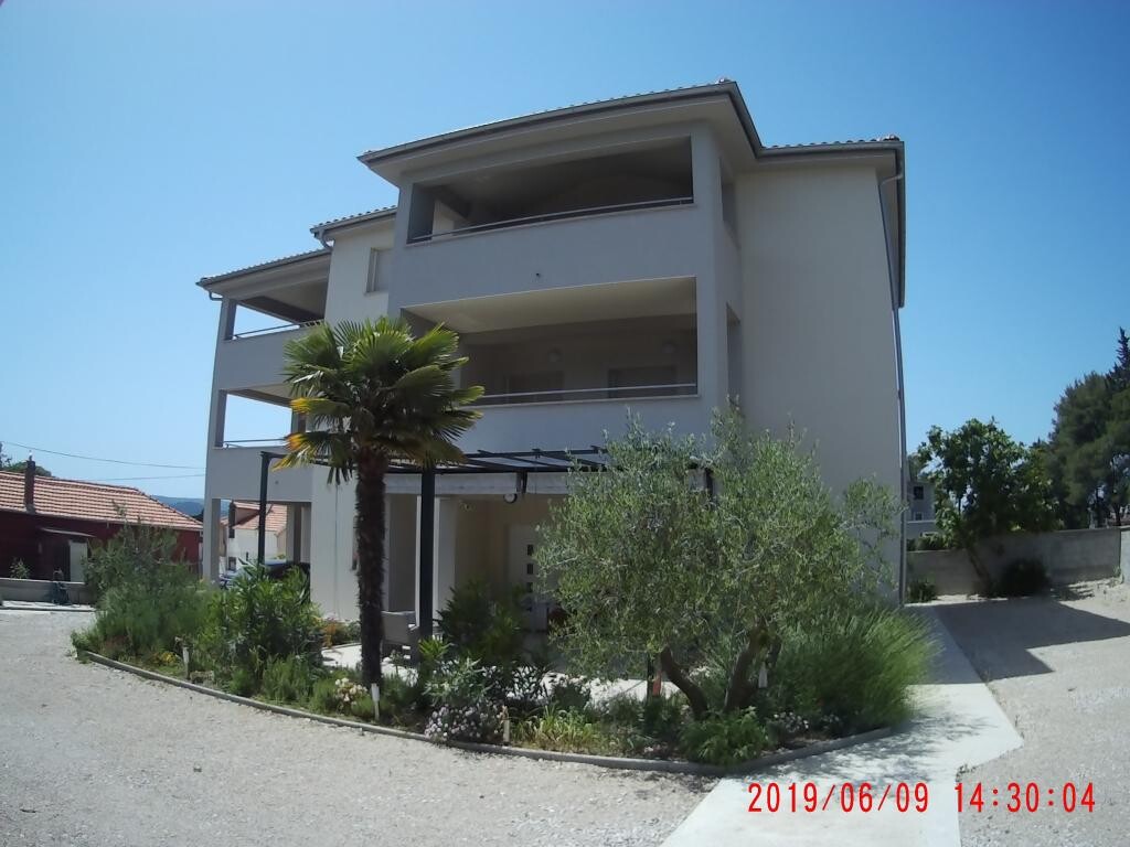 Image 12