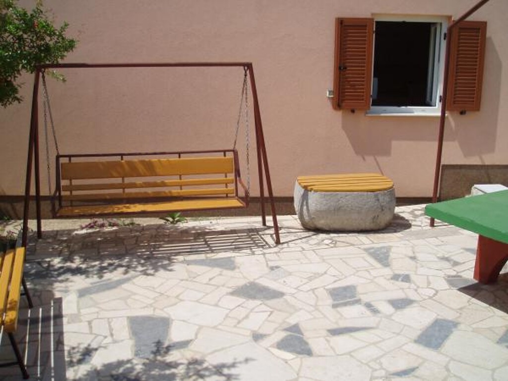 Image 3838458 - 9