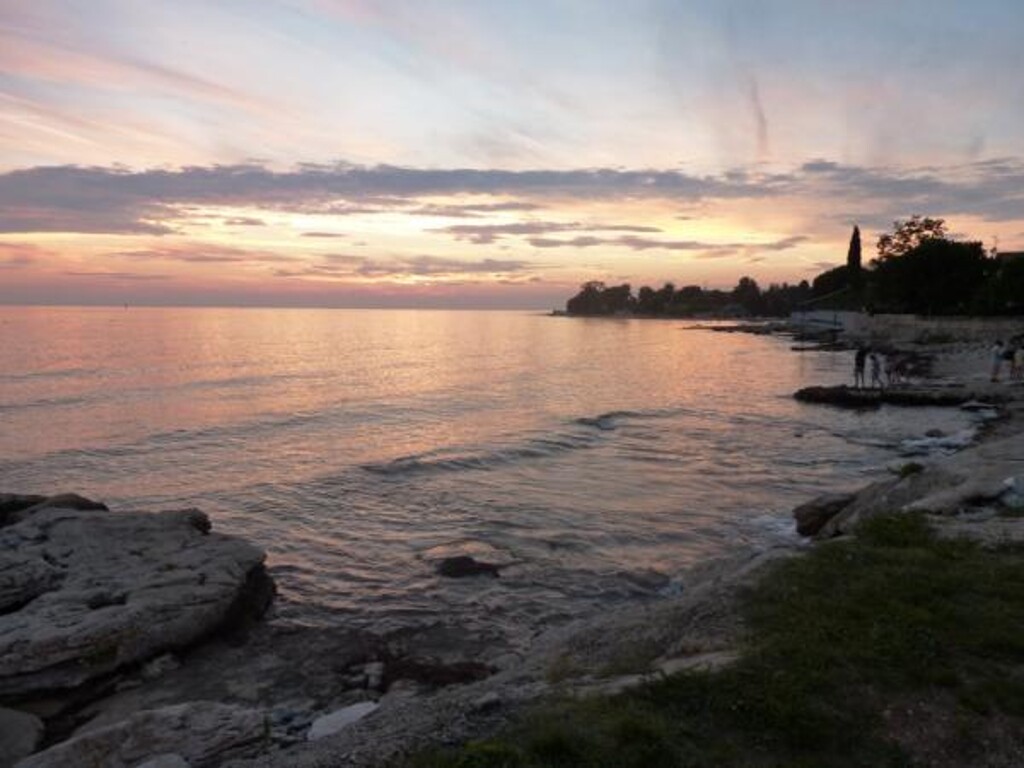 Image 3811567 - 10