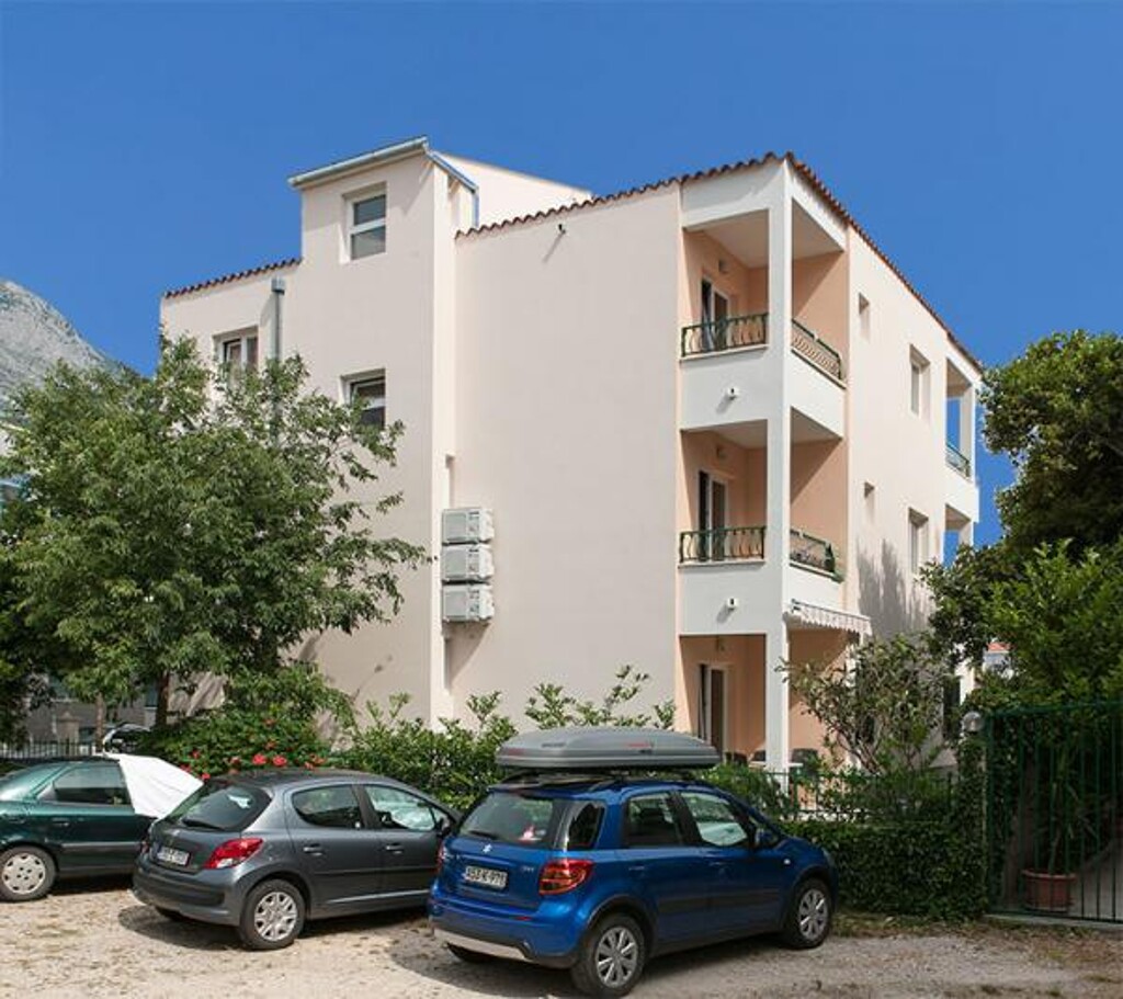 Image 3838941 - 1