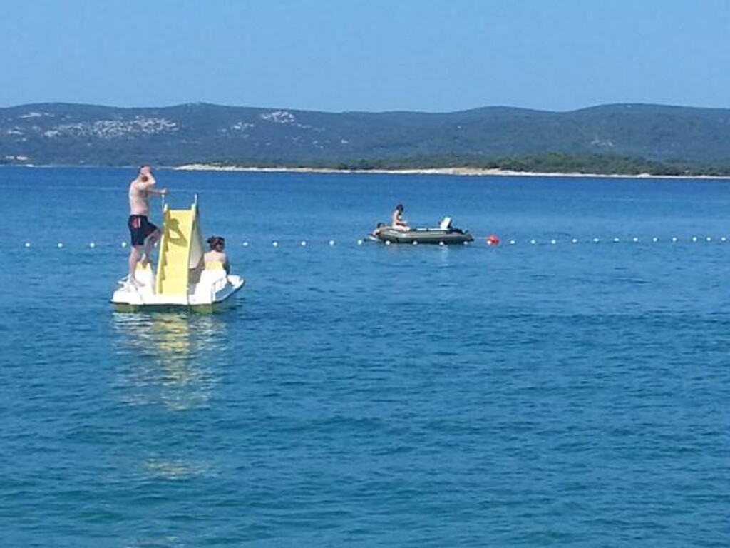 Image 3810622 - 30
