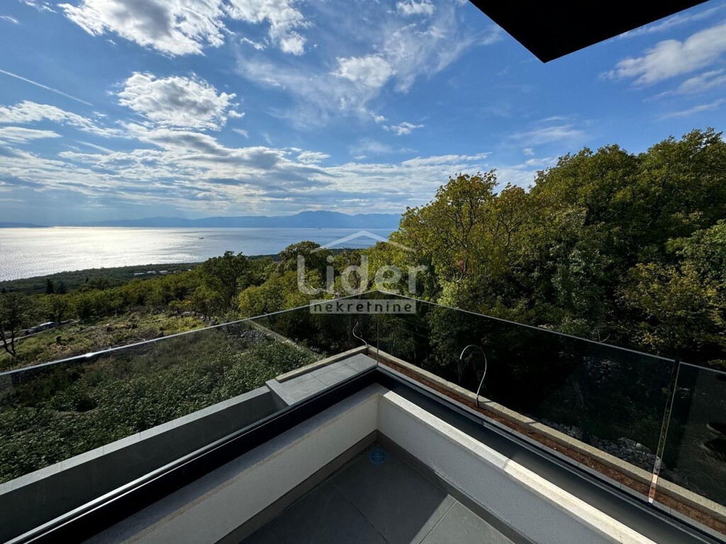 Image 6119808 - 17