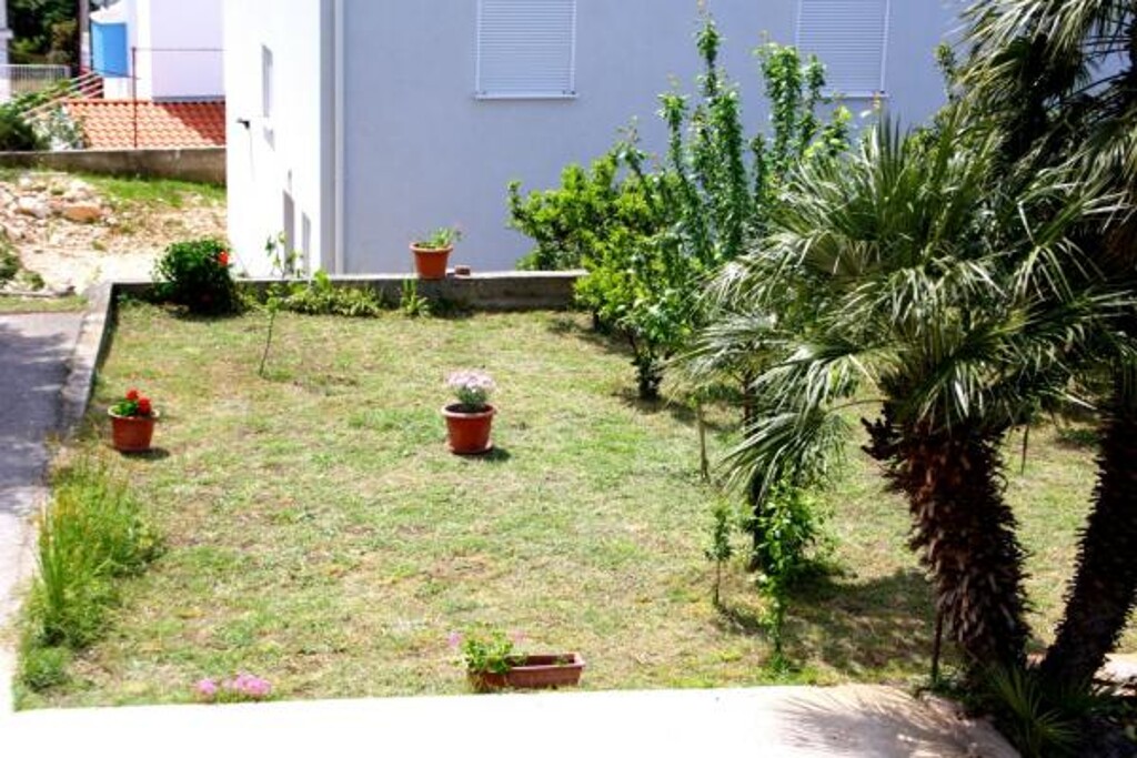 Image 3813850 - 21