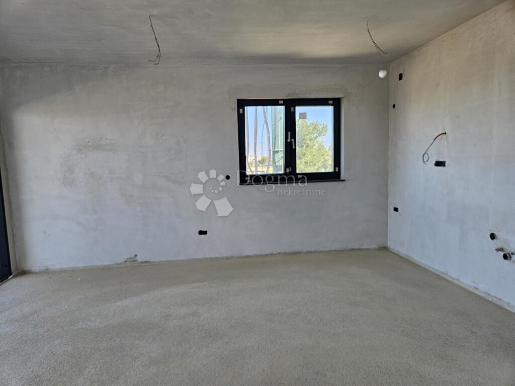 Image 13