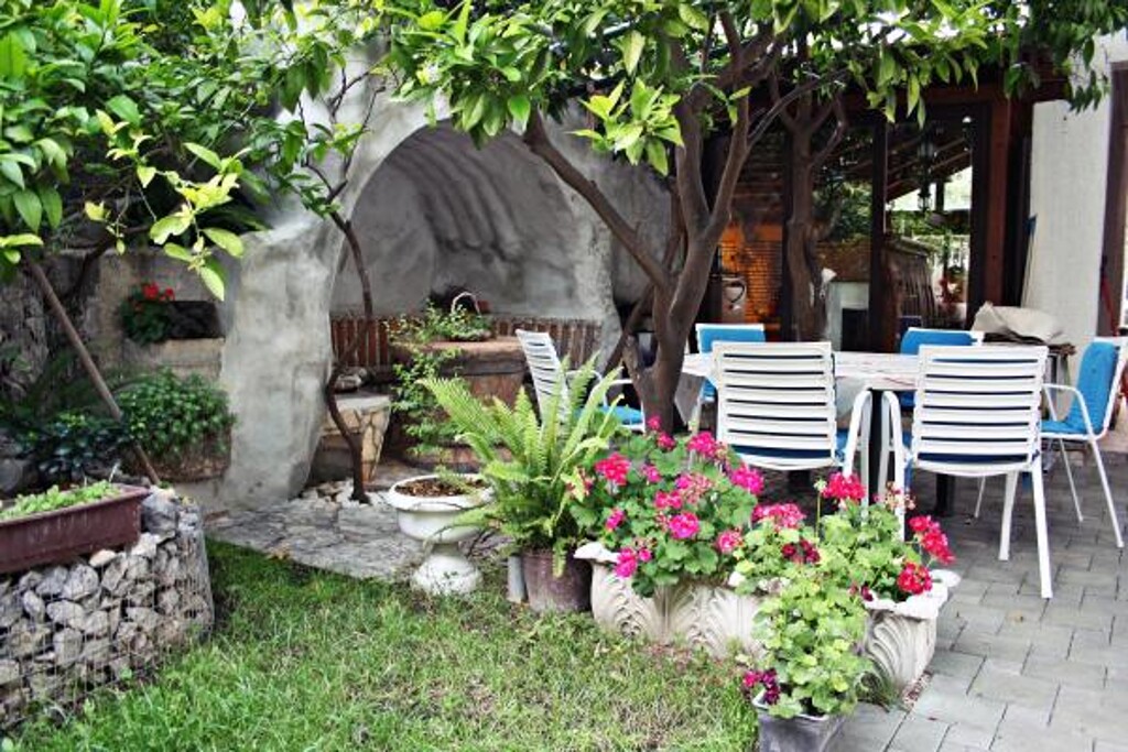 Image 3813933 - 3