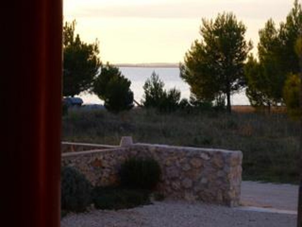 Image 3810556 - 4
