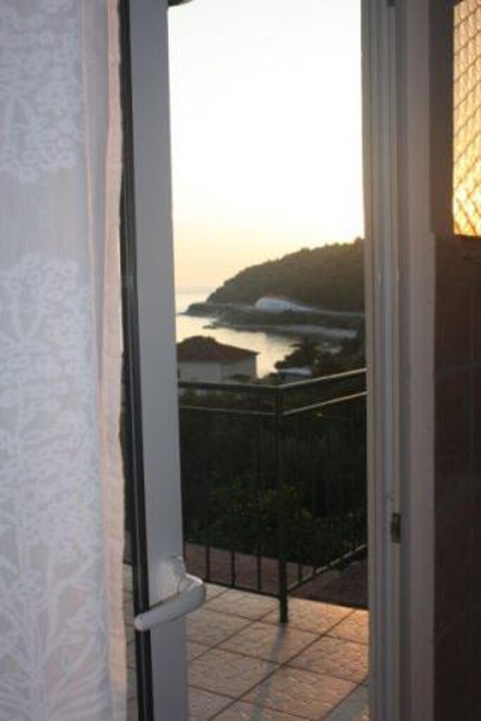Image 3811420 - 4