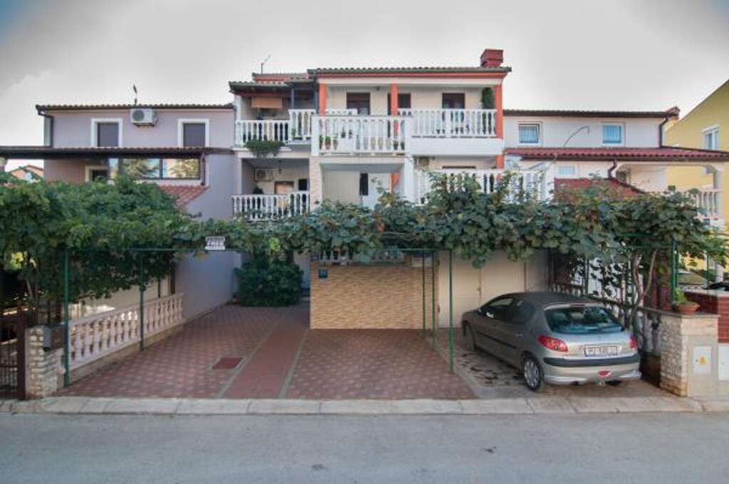 Image 3814528 - 2