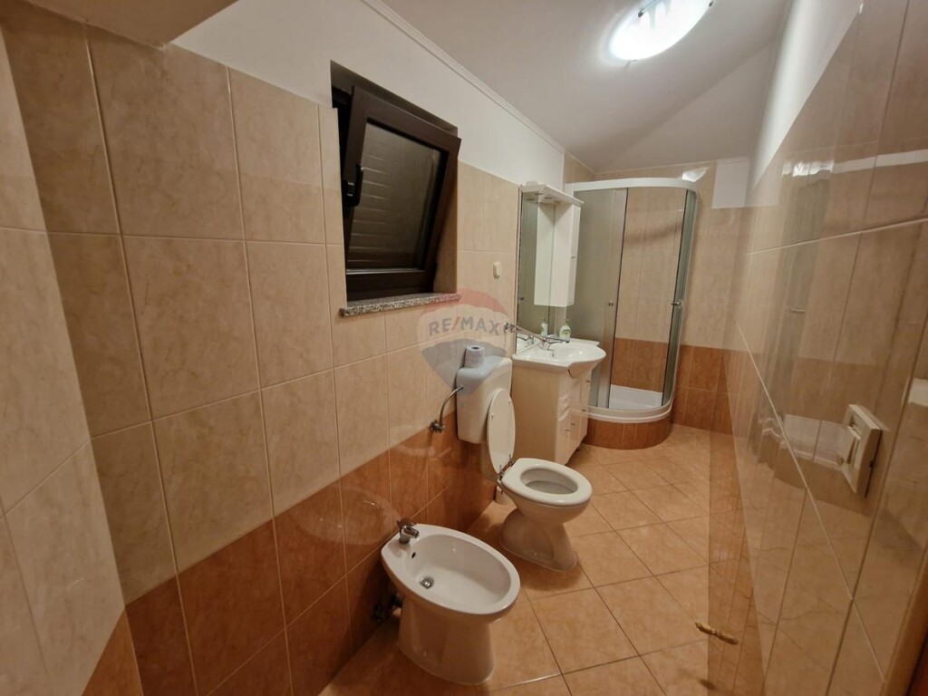 Image 5489229 - 12
