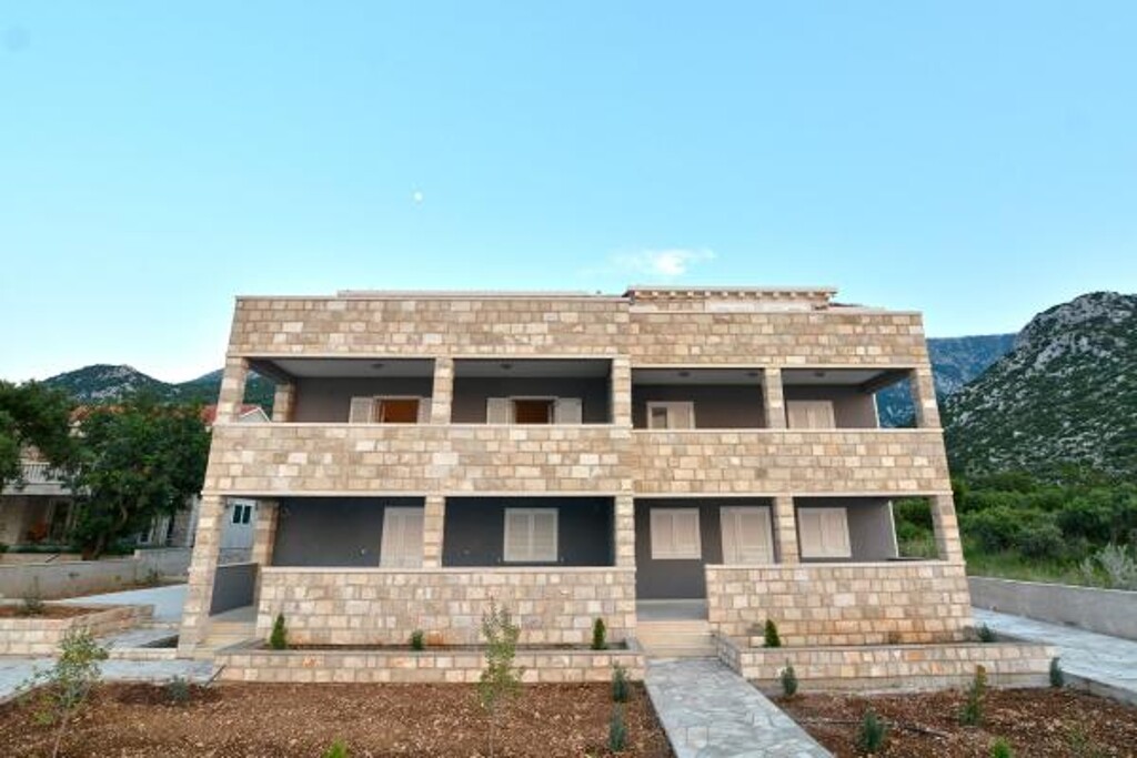 Image 3812764 - 29