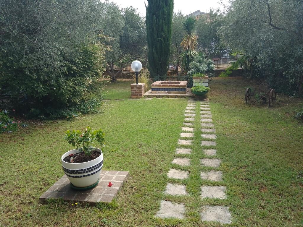 Image 3810665 - 42