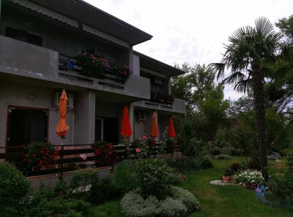 Image 3811270 - 17