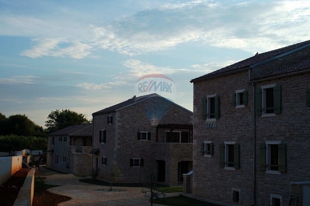 Image 5411047 - 3