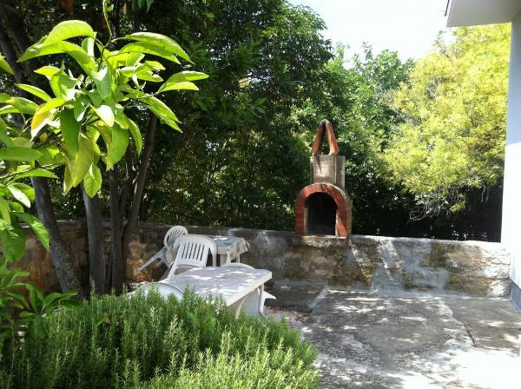 Image 3812834 - 5