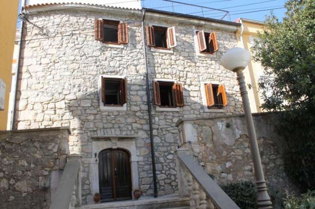 Image 3815342 - 1