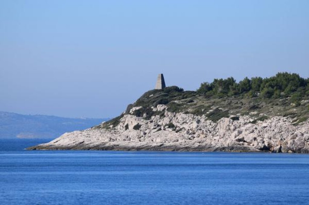 Image 3812600 - 28