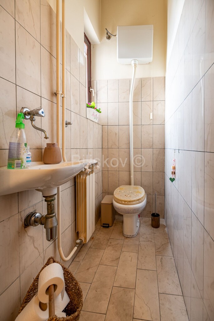 Image 10