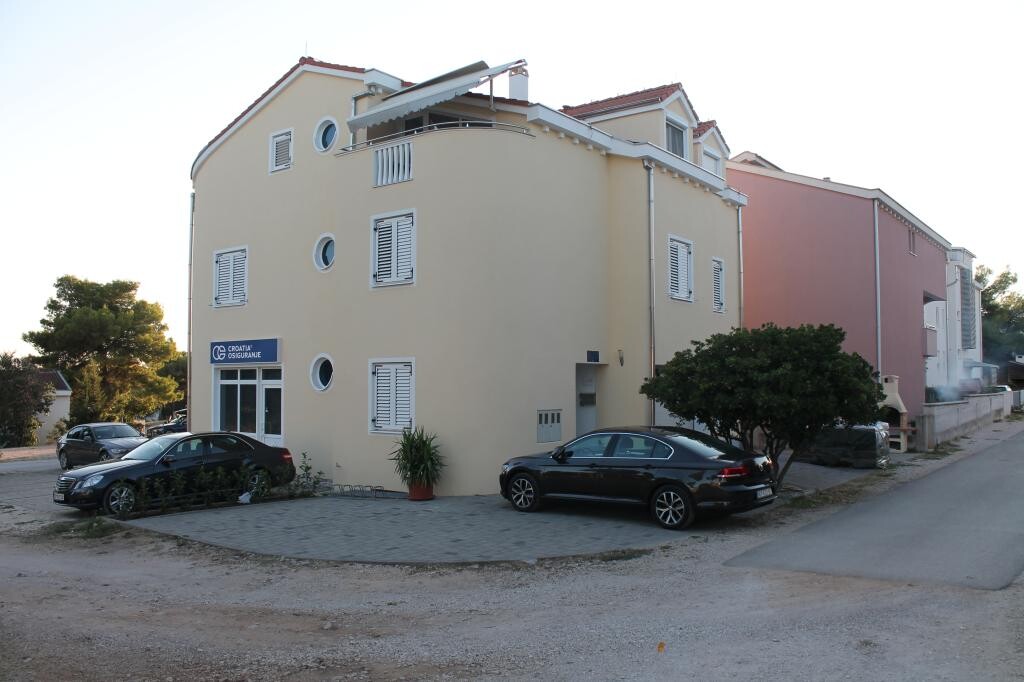 Image 11