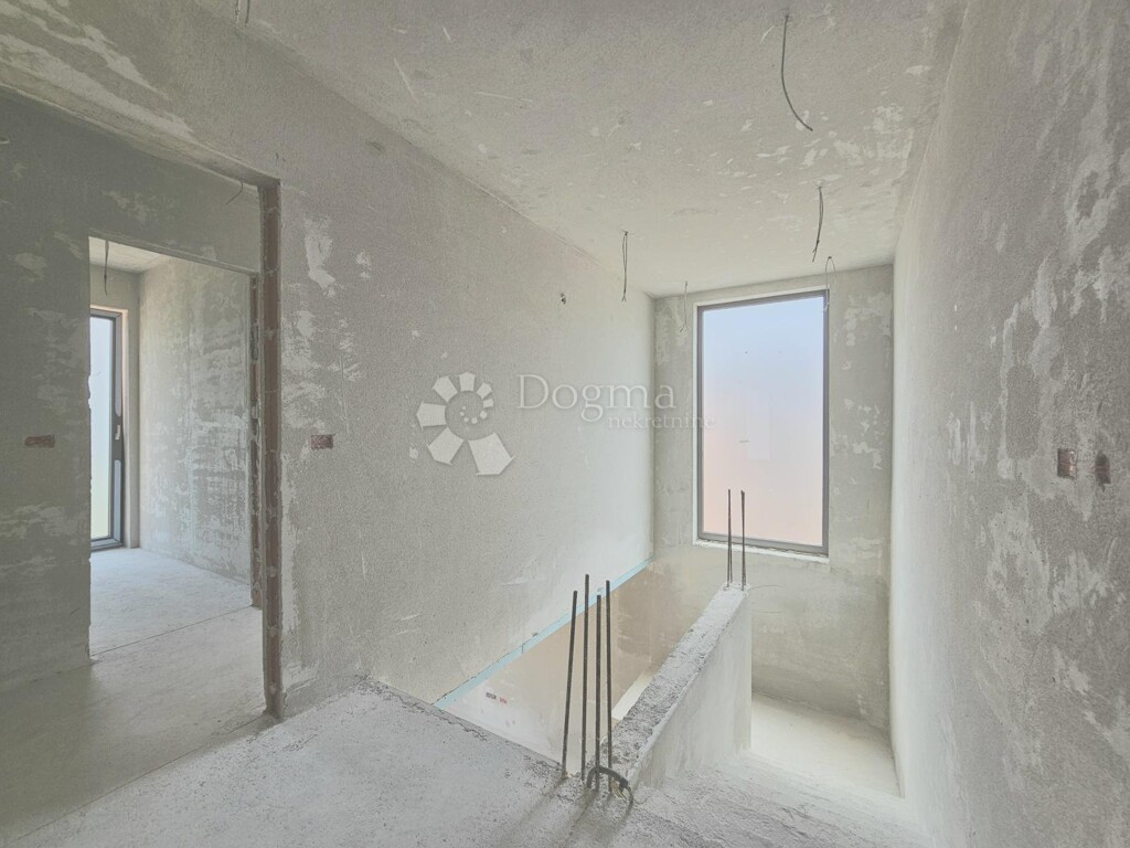Image 16