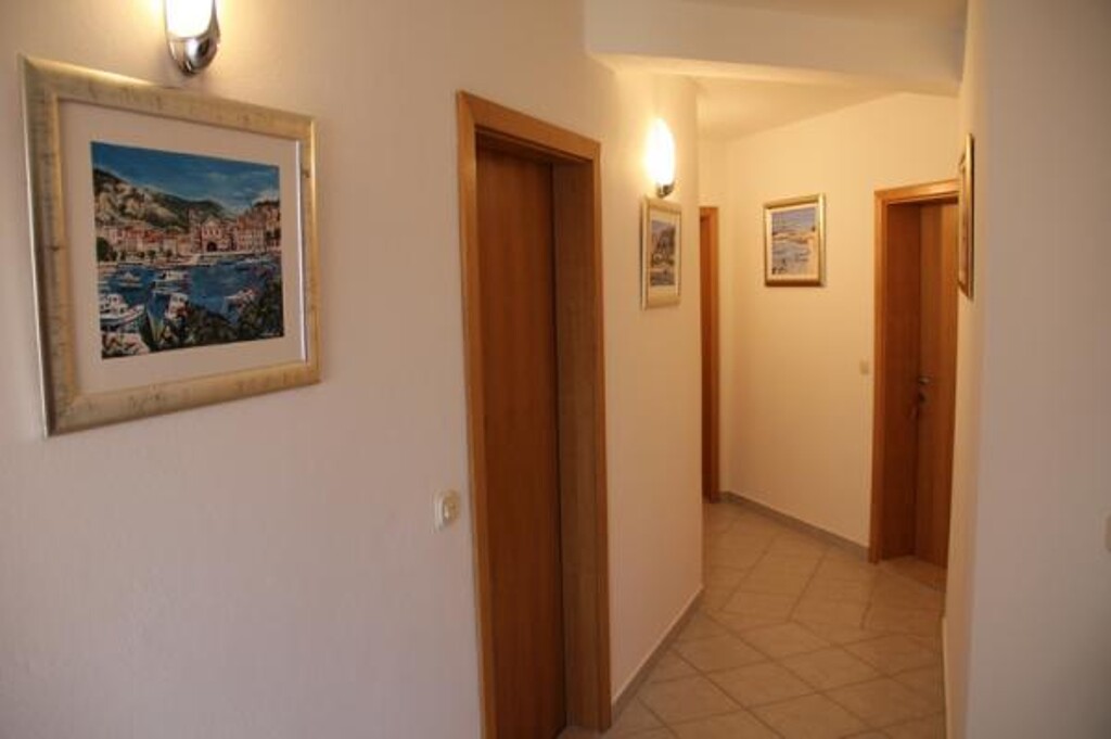 Image 3810933 - 14