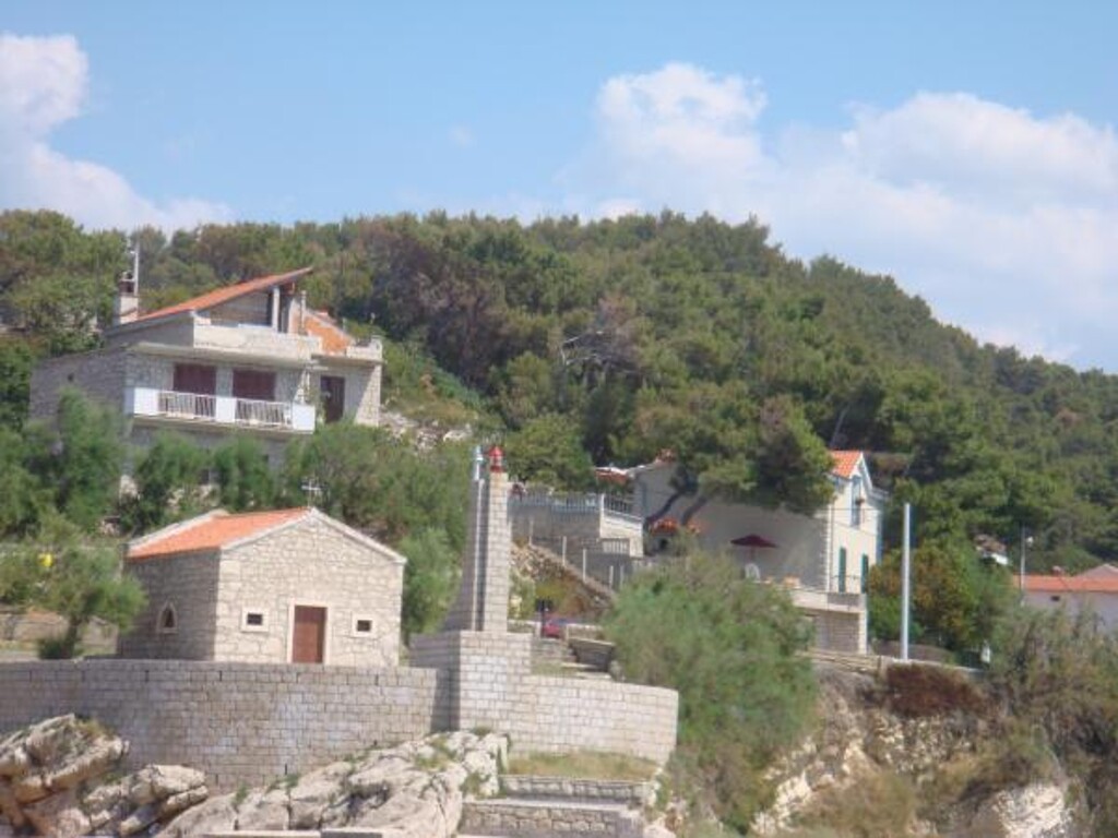 Image 3814511 - 13
