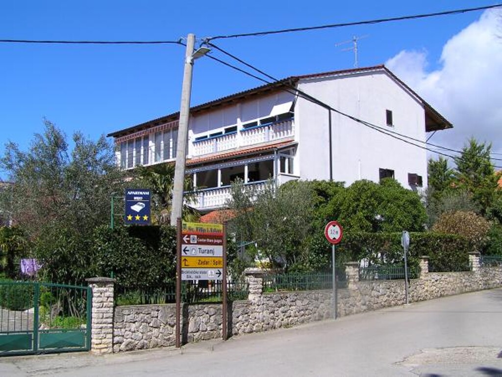 Image 3815150 - 5