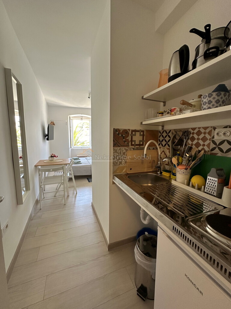 Image 11