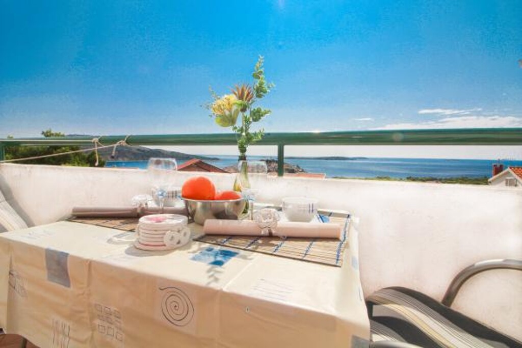 Image 3815171 - 5