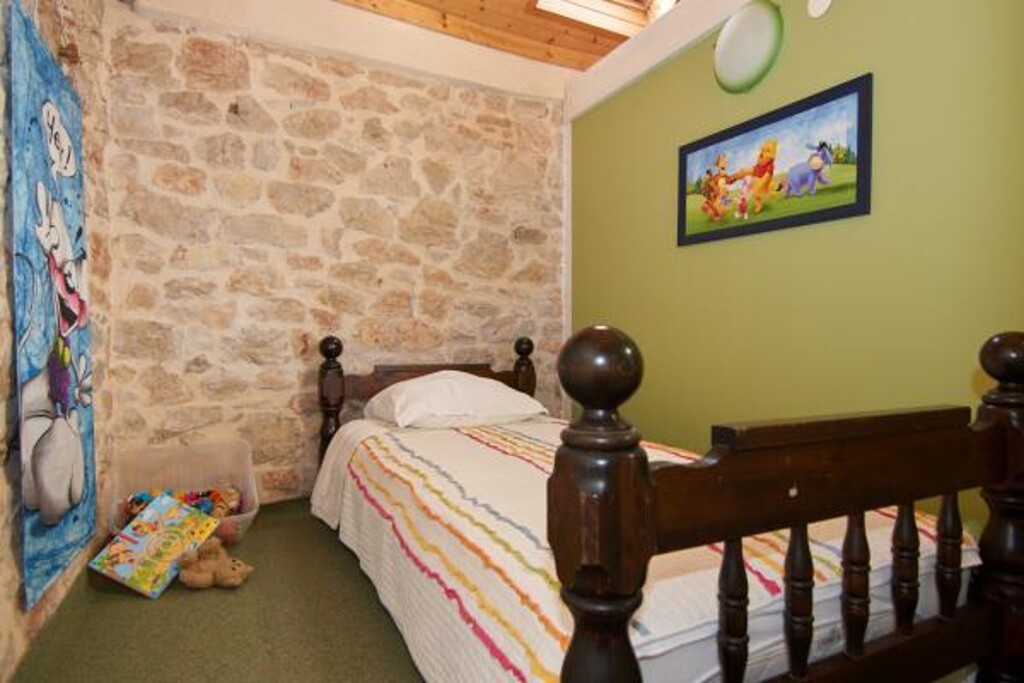 Image 3812134 - 17