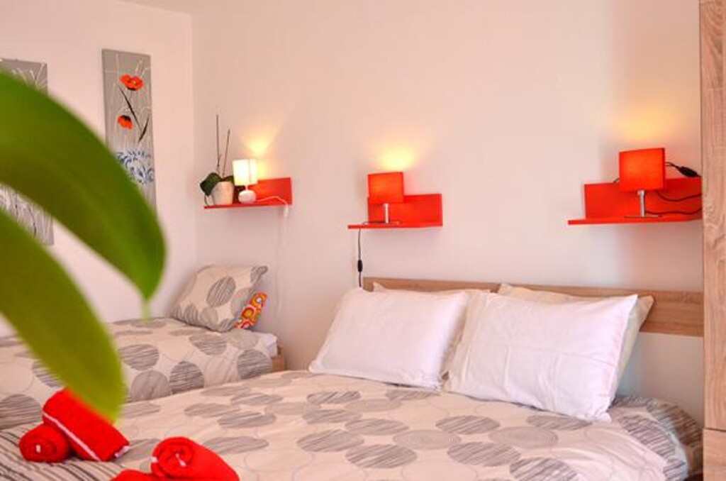 Image 3838441 - 8
