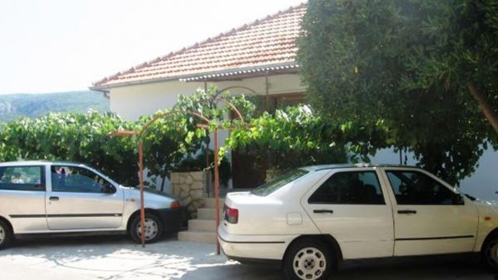 Image 3813845 - 8