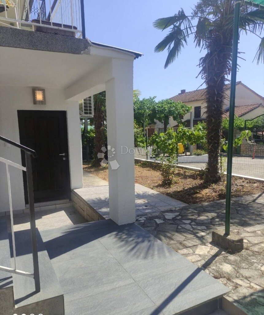 Image 10