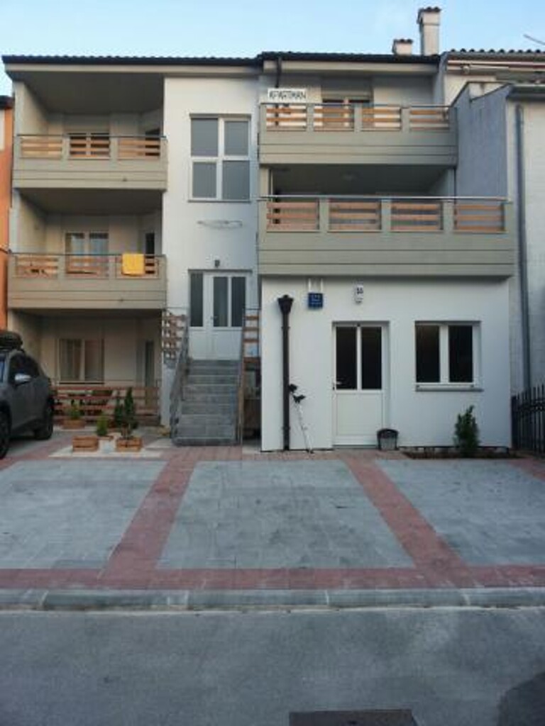 Image 3813210 - 3
