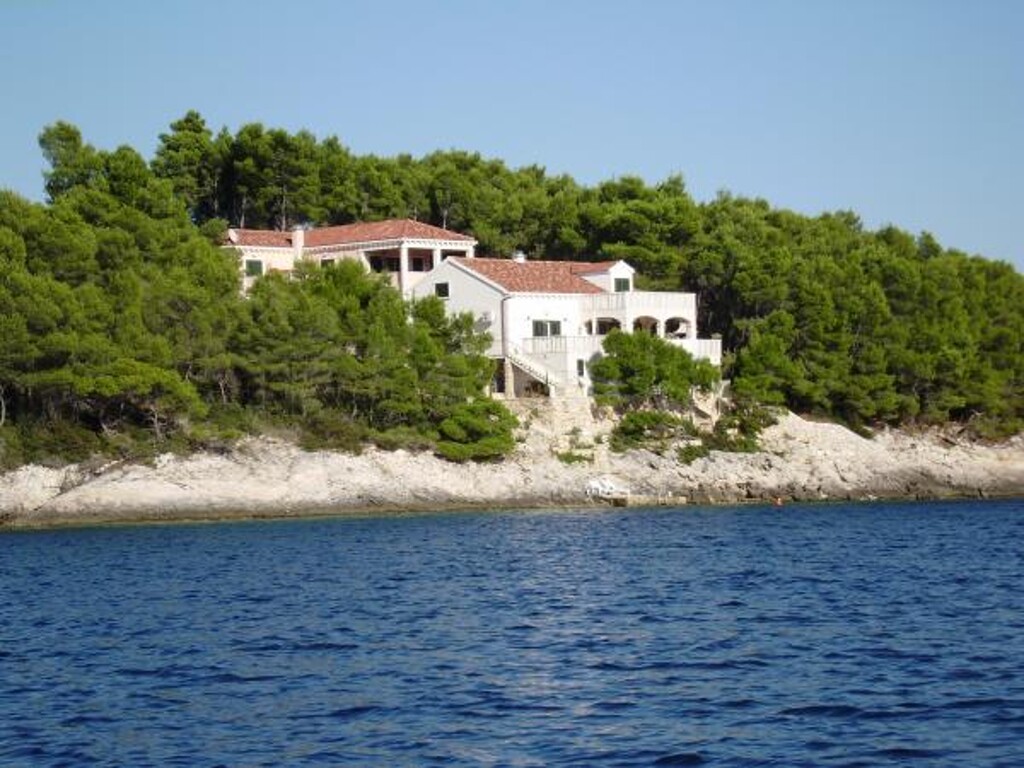 Image 3823099 - 7