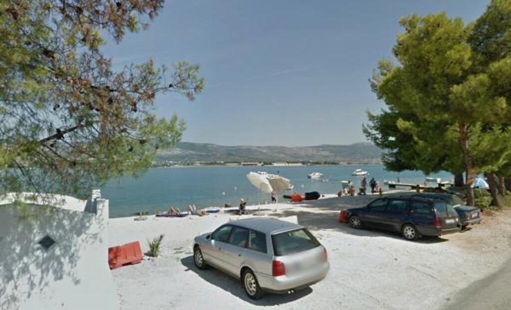 Image 3811566 - 9