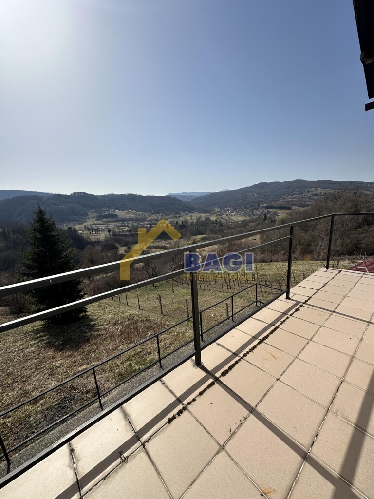 Image 6083414 - 6