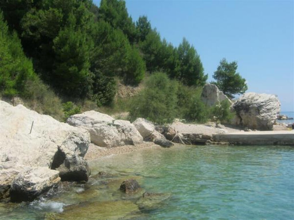 Image 3813364 - 11