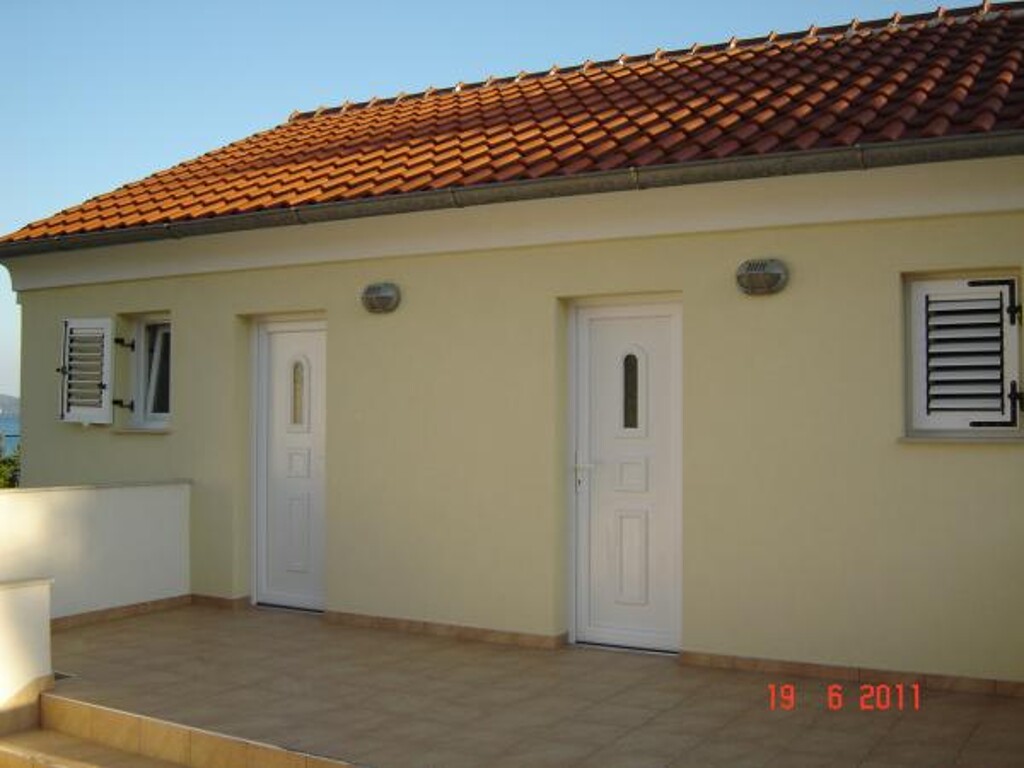 Image 3812144 - 4