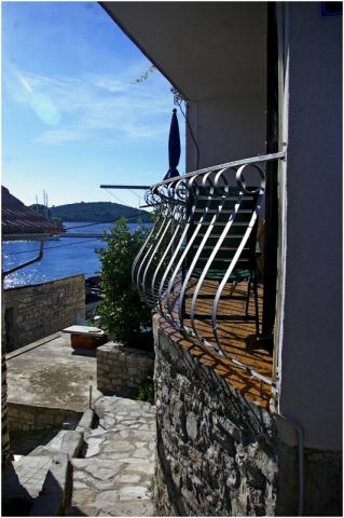 Image 3813214 - 1