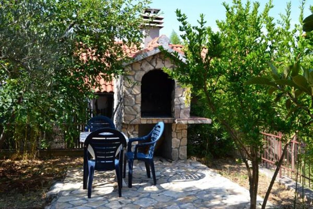 Image 3813150 - 4