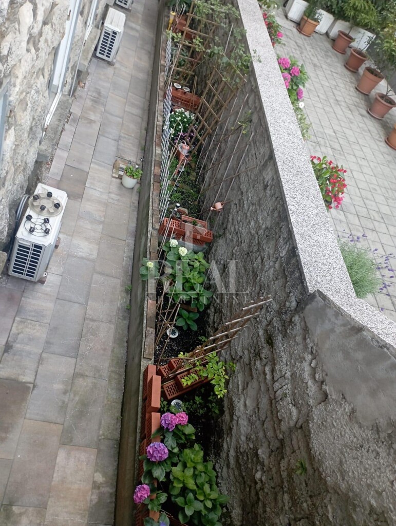 Image 18